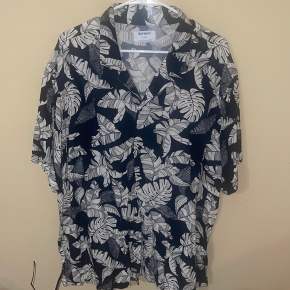 Button down for men - Picture 1 of 4